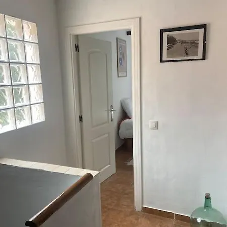 Refugio Luz De Vida Anaga * Σάντα Κρουζ Τενερίφης